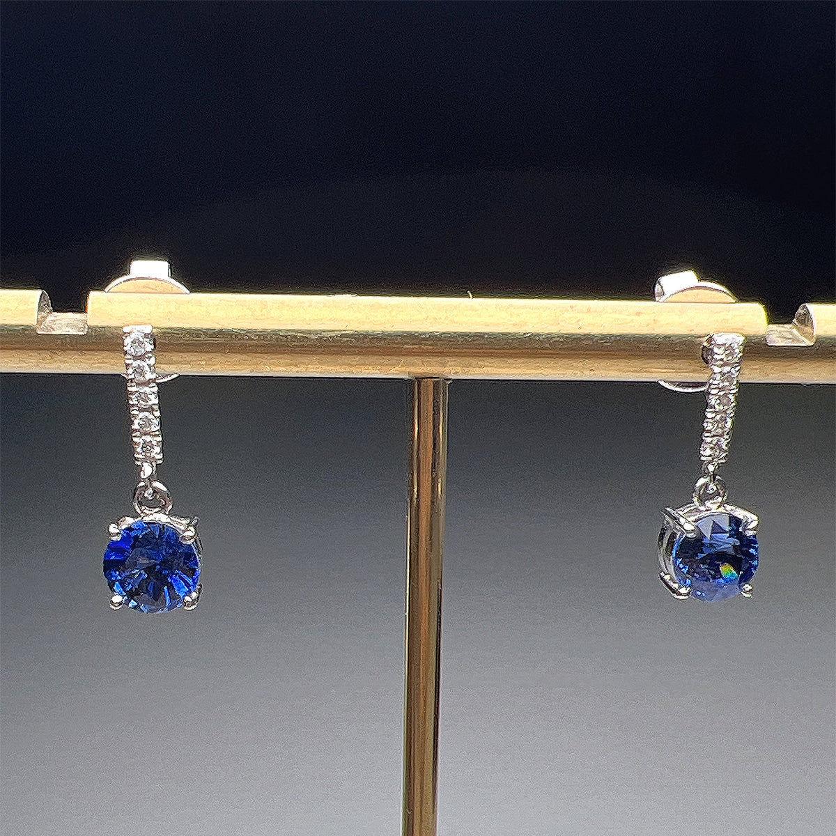 Natural Blue Sapphire 1.49 ct Earrings